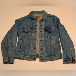 Vintage Levi’s Denim Jacket Size 42R